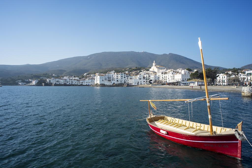 Hotel Rocamar Кадакес Экстерьер фото